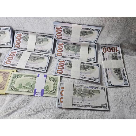 (12 Bundles) New Fake Play Money American $100 $1,000 $10,000 Bills Multicolor - Picture 9 of 12